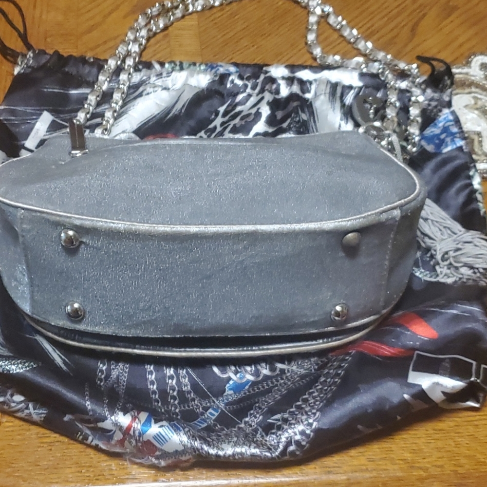 Handbag - Picture 3 of 3